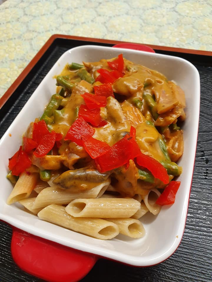 Penne with Veggies in Japanese Curry