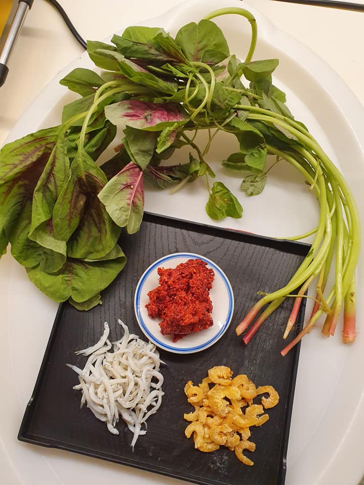 Ingredients for Red Spinach Shirasu Soup
