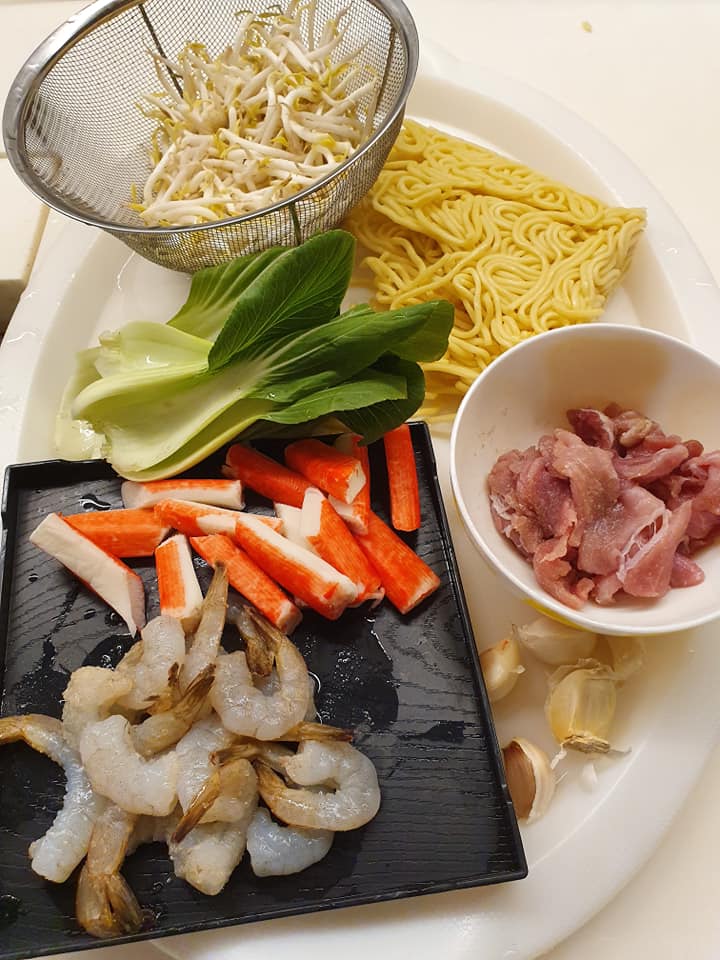 Ingredients for Fried Mah Mee (Yellow Noodle)