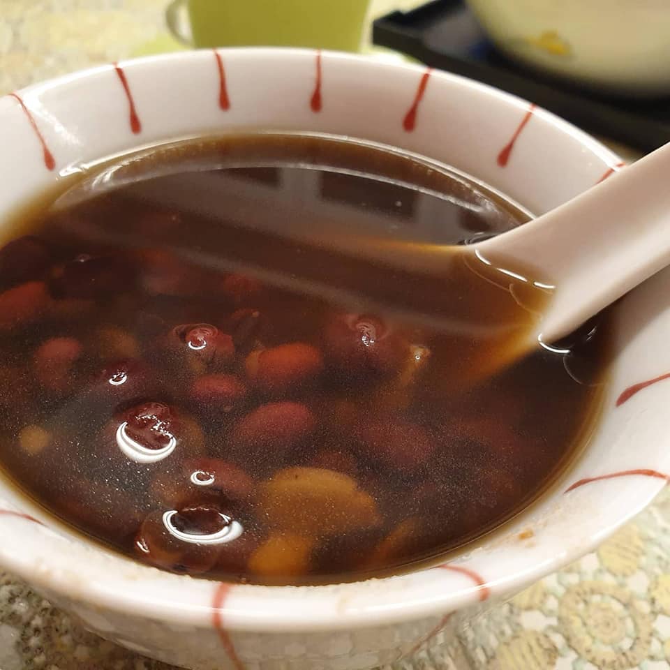 Red Bean Soup with Dried Longan