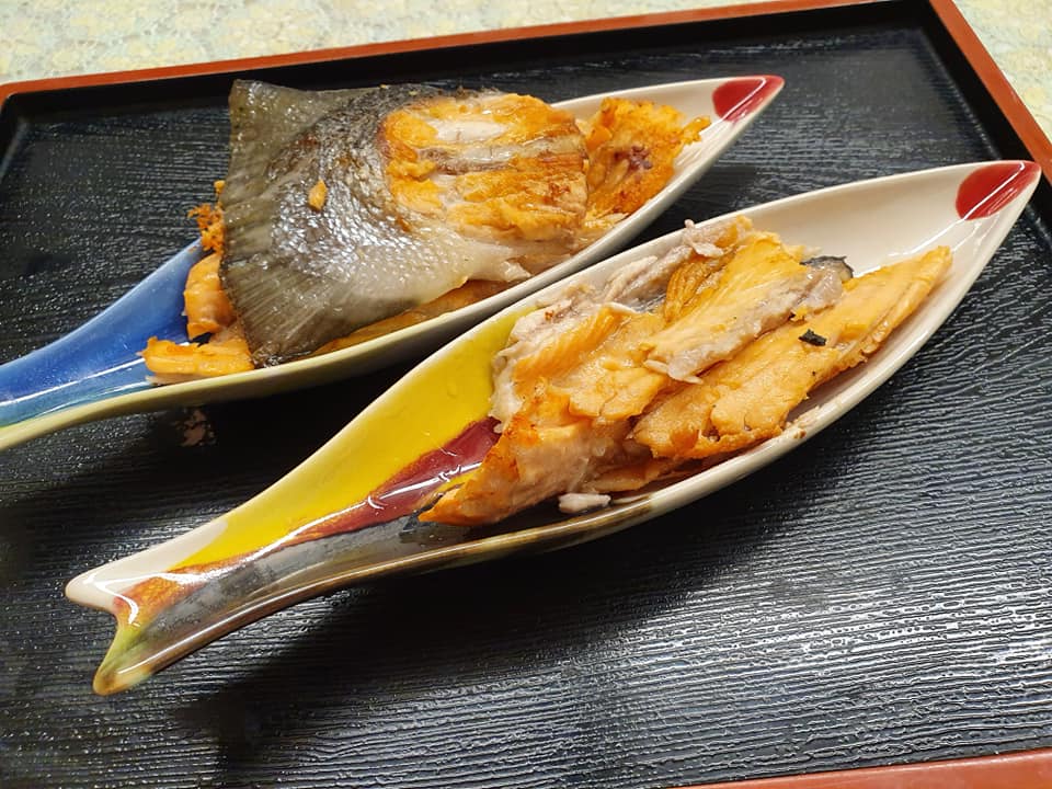 Pan fried Salmon Fish Tails 