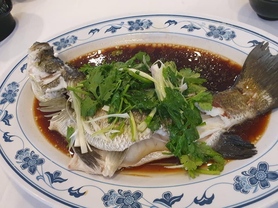 Hong Kong style Steamed Fish 港式蒸鱼