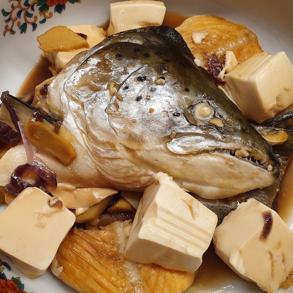 Braised Salmon Head with Tofu in Japanese Sauce