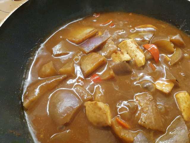 Meatless Japanese Curry Rice is almost done