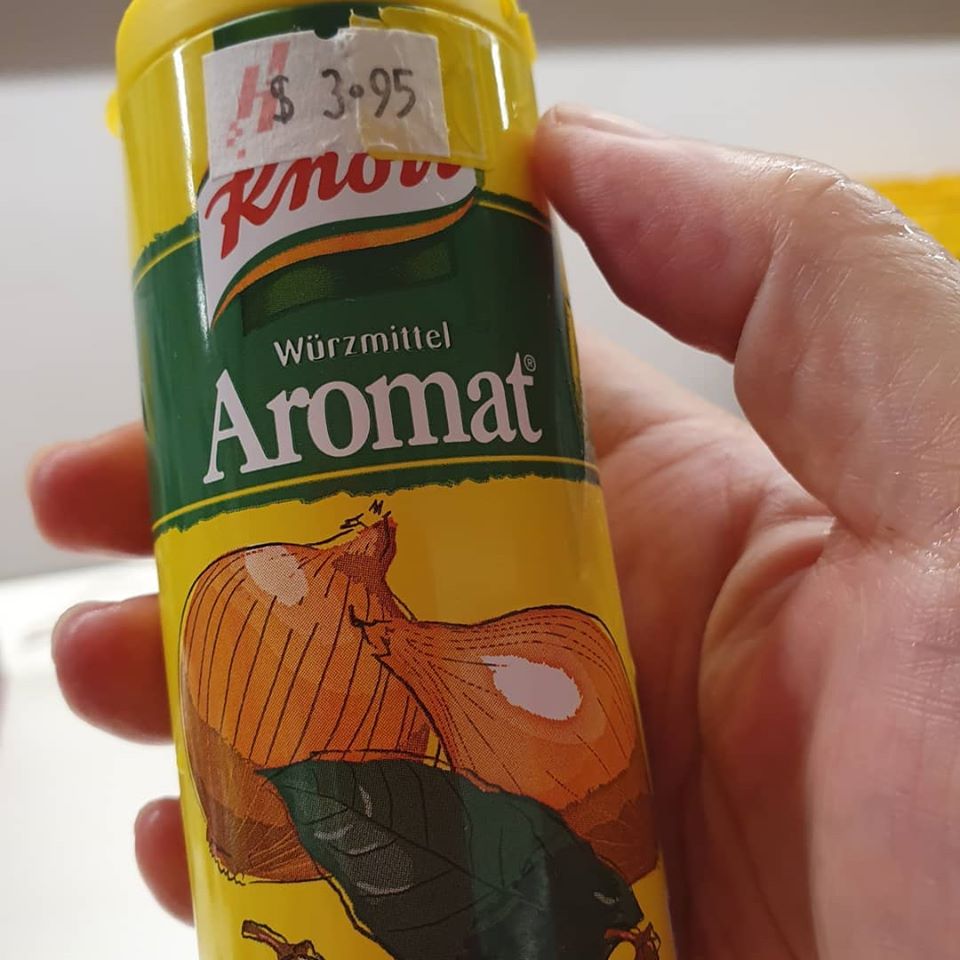 *Knorr brand Aromat granules 