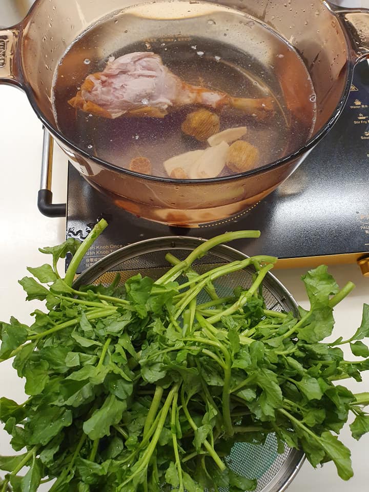 Brewing Watercress soup