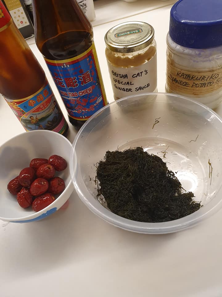 Ingredients for Braised Black Moss Red Dates Gravy