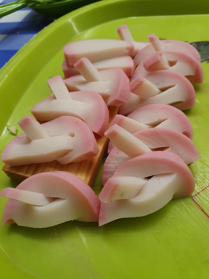 Kamaboko cut to pattern