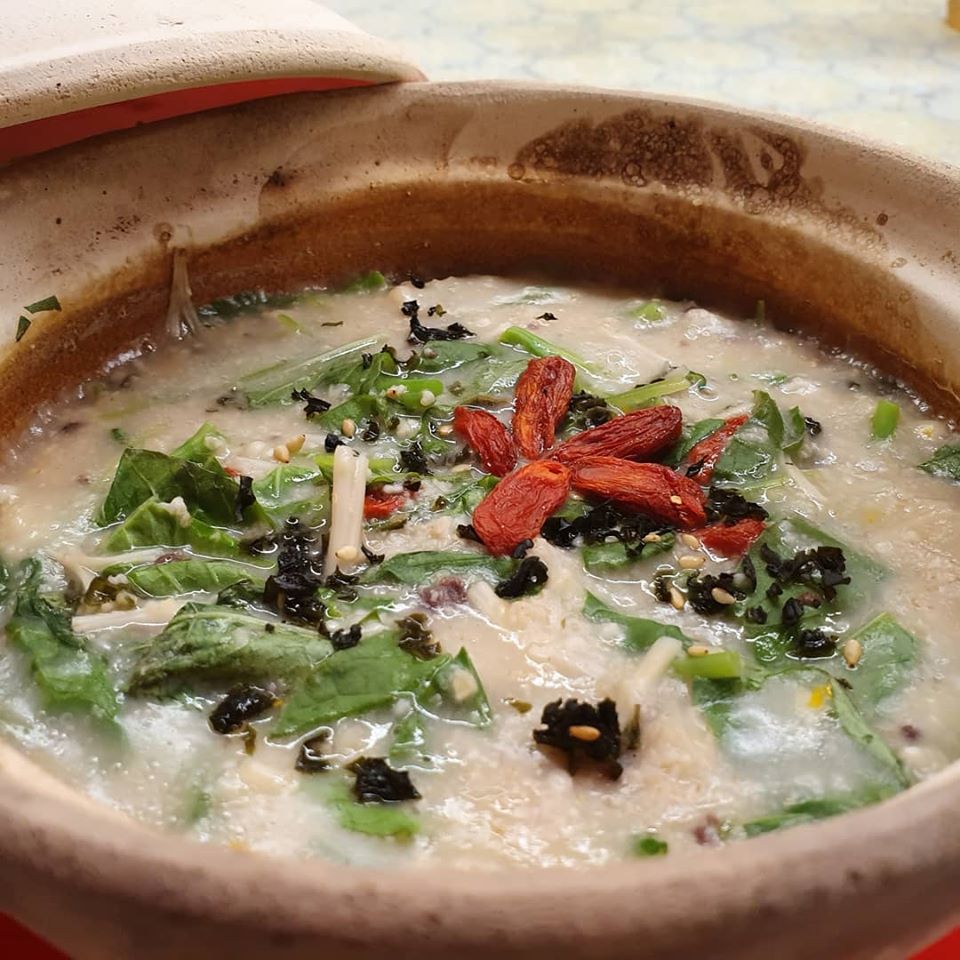 Savoury Oatmeal with Enoki mushrooms and Baby Spinach